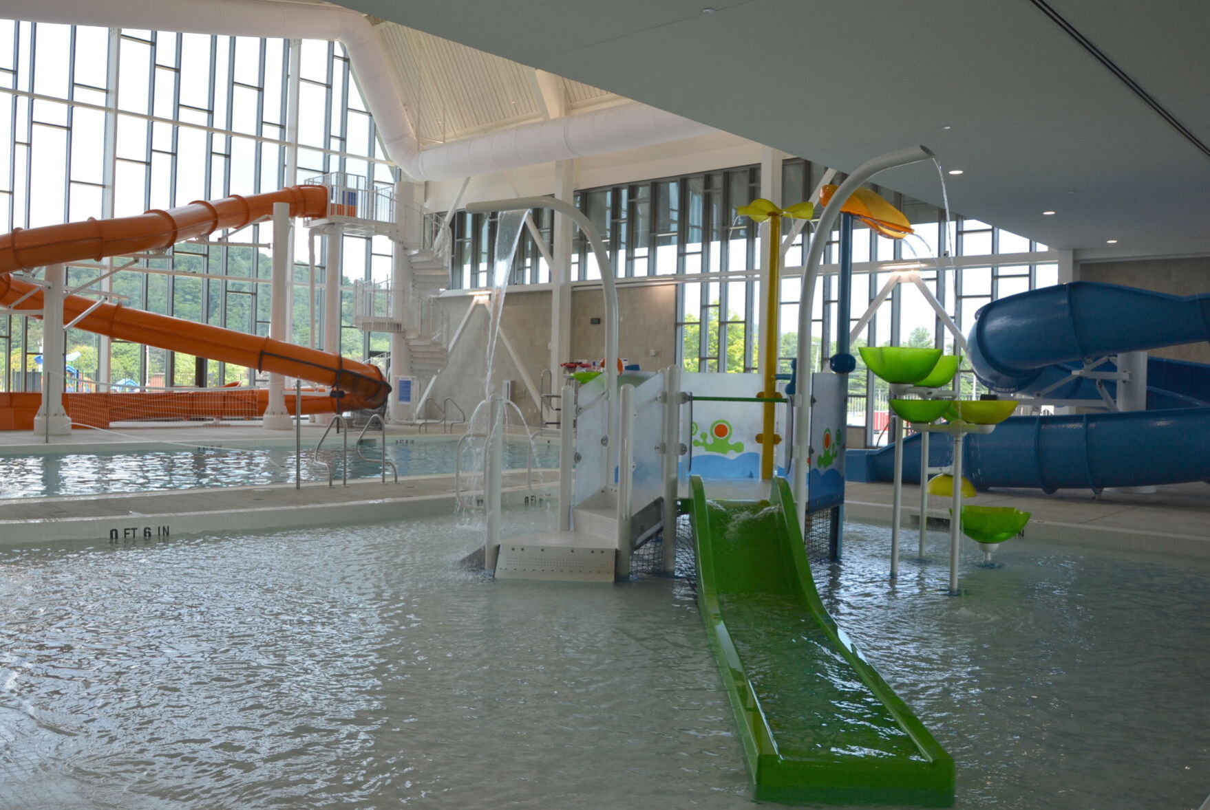 Leisure pool